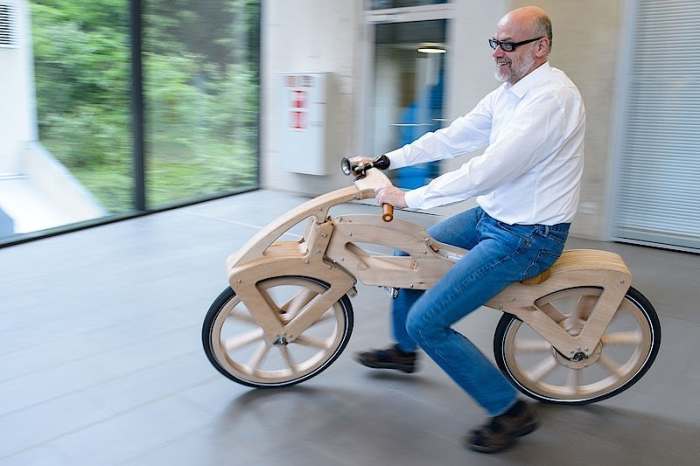 몇 살부터 전기 자전거를 이용할 수 있나요? – 벨로베칸 – 전기 자전거