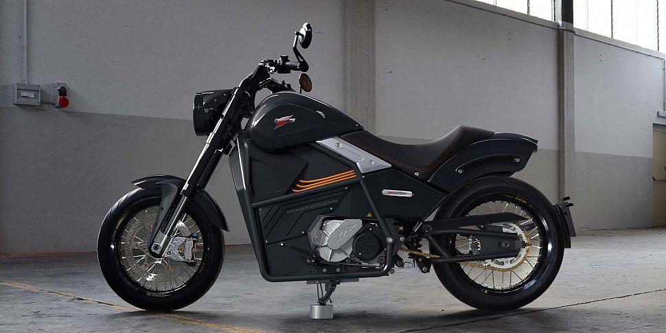 Tacita представила электрический мотоцикл с &#8230; механической коробкой передач