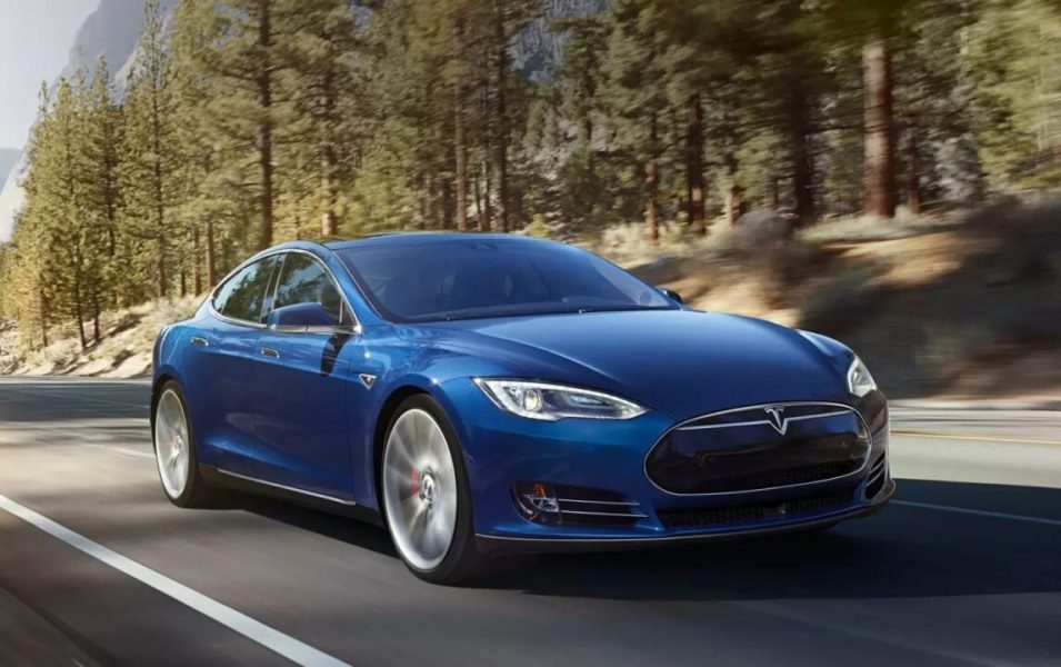 Tesla: Гарантия на подержанные автомобили сокращена до 1 года. Но время идет с момента окончания основной гарантии (4 года)