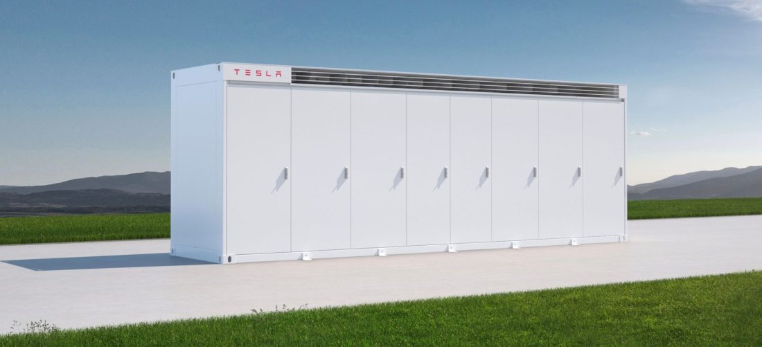 Tesla Megapack mangrupikeun unit panyimpen énergi 3 MWh dina tawaran komérsial Tesla. Bisa digabungkeun kana set