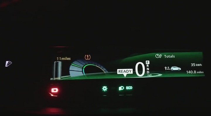 Тест: Renault Zoe 41 кВтч &#8211; 7 дней езды [ВИДЕО]. ПРЕИМУЩЕСТВА: дальность и место в салоне, НЕДОСТАТКИ: время зарядки