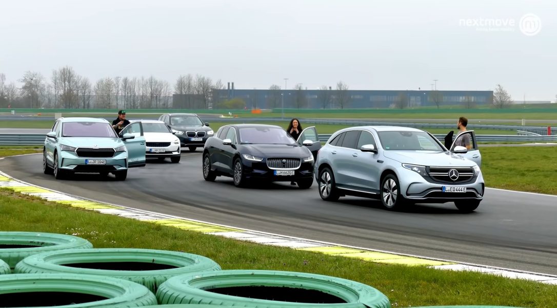 TEST: Skoda Enyaq iV versus BMW iX3 versus Mercedes EQC 400 en anderen in een snelwegtest. Leider? Skoda [video]