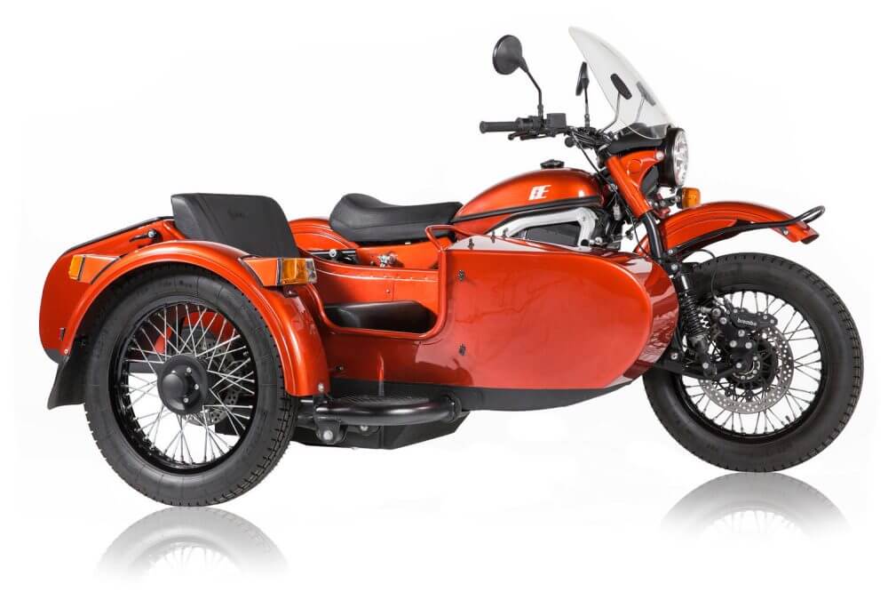 Ural: motocicletă electrică sidecar cu tehnologie Zero Motorcycles