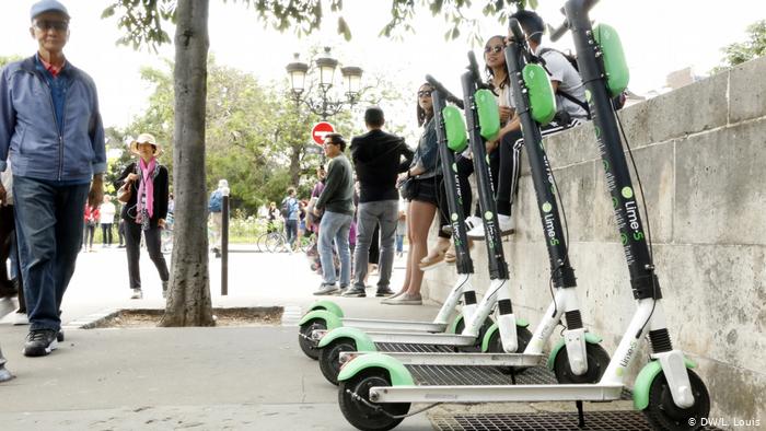 Lime elektrische scooters meer dan 3 miljoen ritten in Parijs