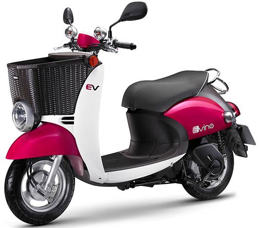 Yamaha e-Vino: Vespa electrică japoneză la un preț mic