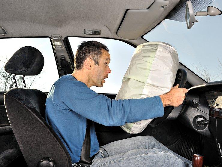 5 farlige alternativer i bilen som kan lamme en person