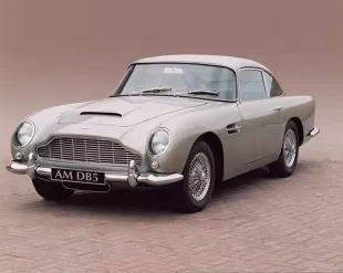 Aston DB5 одного из битлов продан