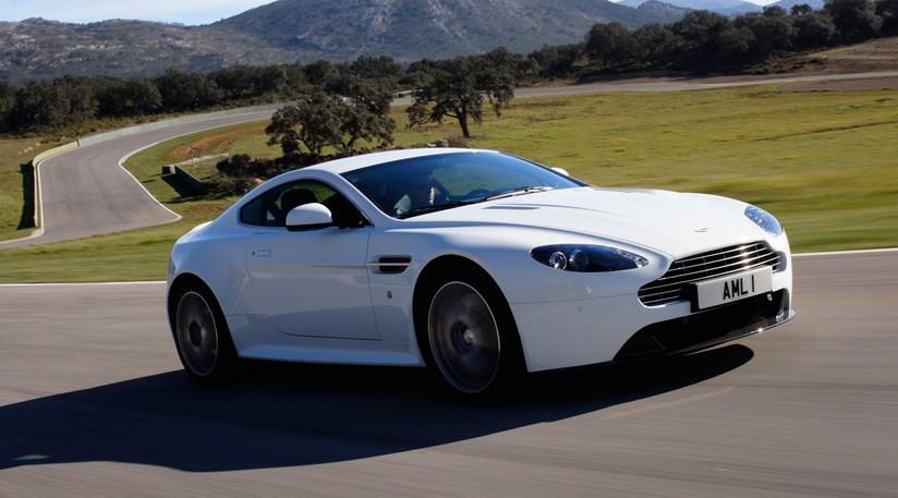 Aston Martin V8 2011 მიმოხილვა