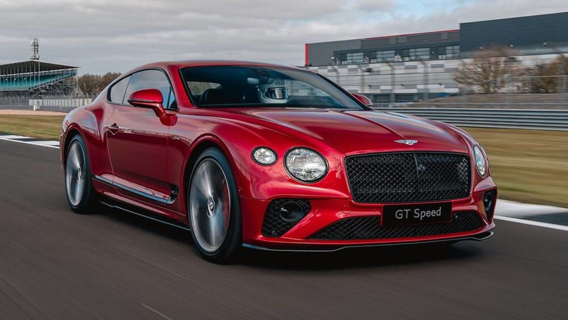 Bentley устанавливает срок годности своего культового двигателя W12, но что готовит его первый электромобиль?