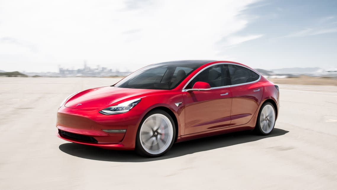 Цена и характеристики Tesla Model 2022 3 года: аккумулятор большей емкости, больший запас хода, но без увеличения стоимости для конкурента Hyundai Kona Electric.