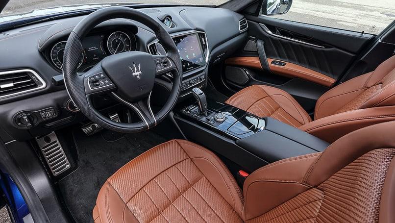 Цены и характеристики Maserati Ghibli Hybrid 2021 года: электрифицированный седан будет конкурировать с гибридами Mercedes-Benz E-Class и BMW 5 Series