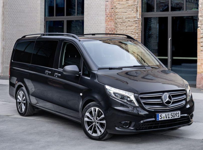 2022 Mercedes-Benz Vito hinta ja tekniset tiedot: Uusi turbodieselvaihtoehto päivitetyille kilpailijoille Toyota HiAce, Hyundai Staria-Load ja Ford Transit Custom yksityiskohtainen
