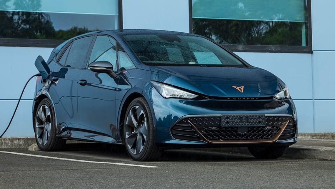 Электромобиль Cupra Born 2023 года приближается к запуску в Австралии! Новый испанский конкурент Hyundai Ioniq и Nissan Leaf EV прибывает для местных испытаний перед выпуском