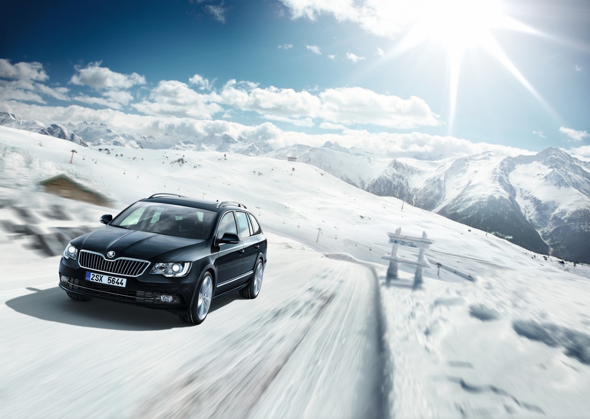 Skoda Superb Winter Forest