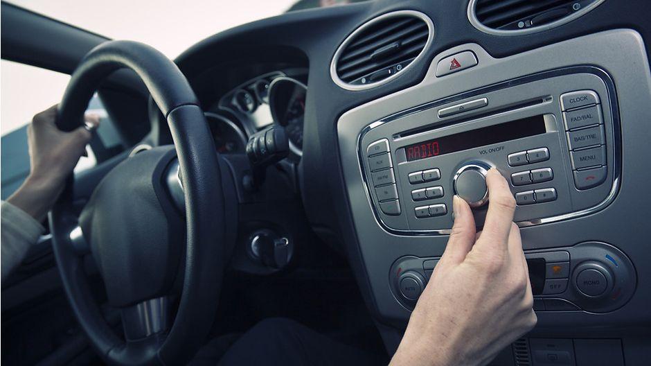 Kaip apsaugoti automobilio radiją?