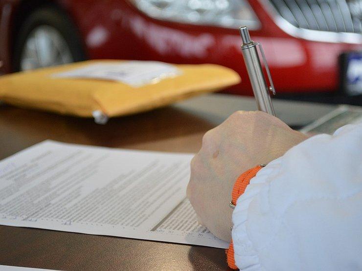 Paano pinalaki ang mga driver na nag-a-apply para sa isang car loan