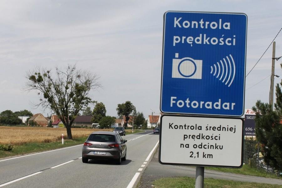 Kamera kecepatan di Polandia - aturan baru dan 300 perangkat lainnya. Cek dimana
