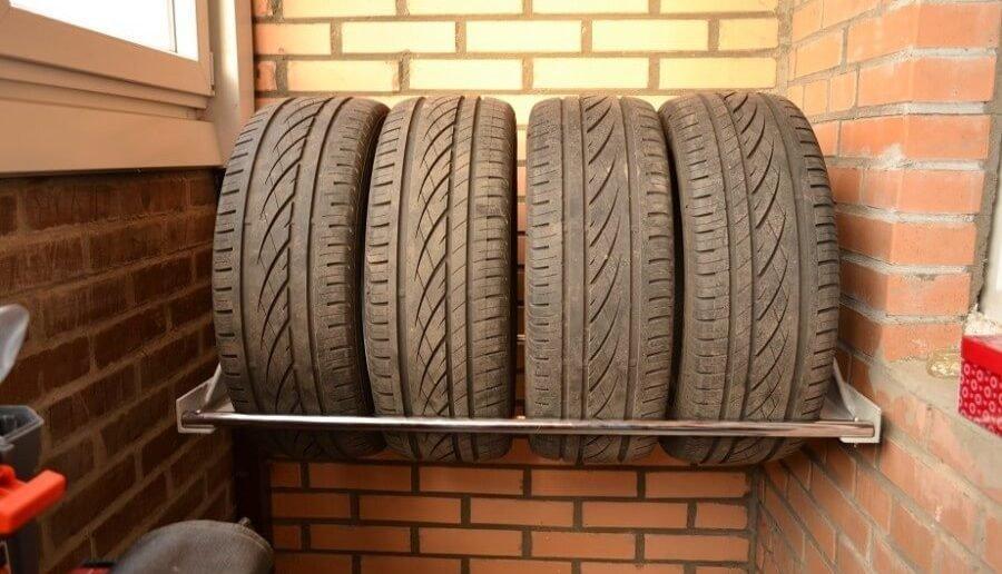 When to change tires for winter? How and where to store tires?