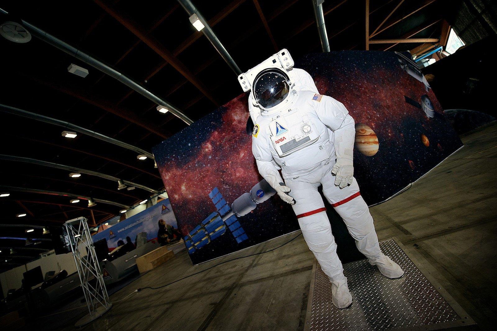 宇宙展「GATEWAY TO SPACE」がすでにポーランドで開催中
