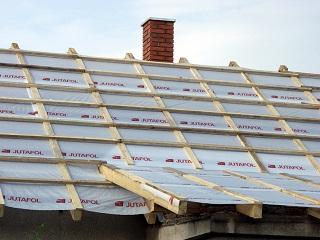 Roofing films