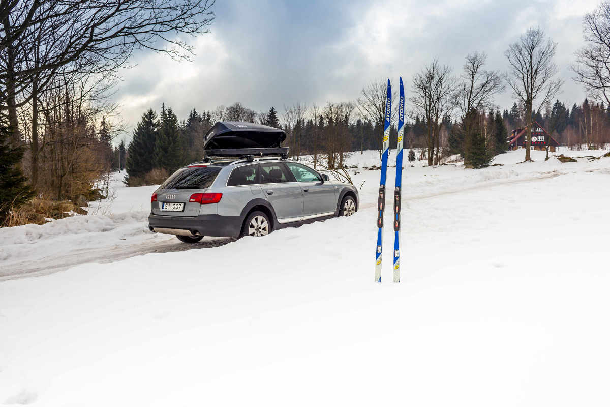 На машине кататься на лыжах. Как перевозить оборудование?