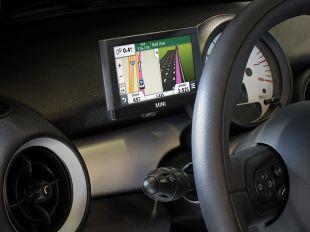 Навигационная система Garmin для мини-автомобилей