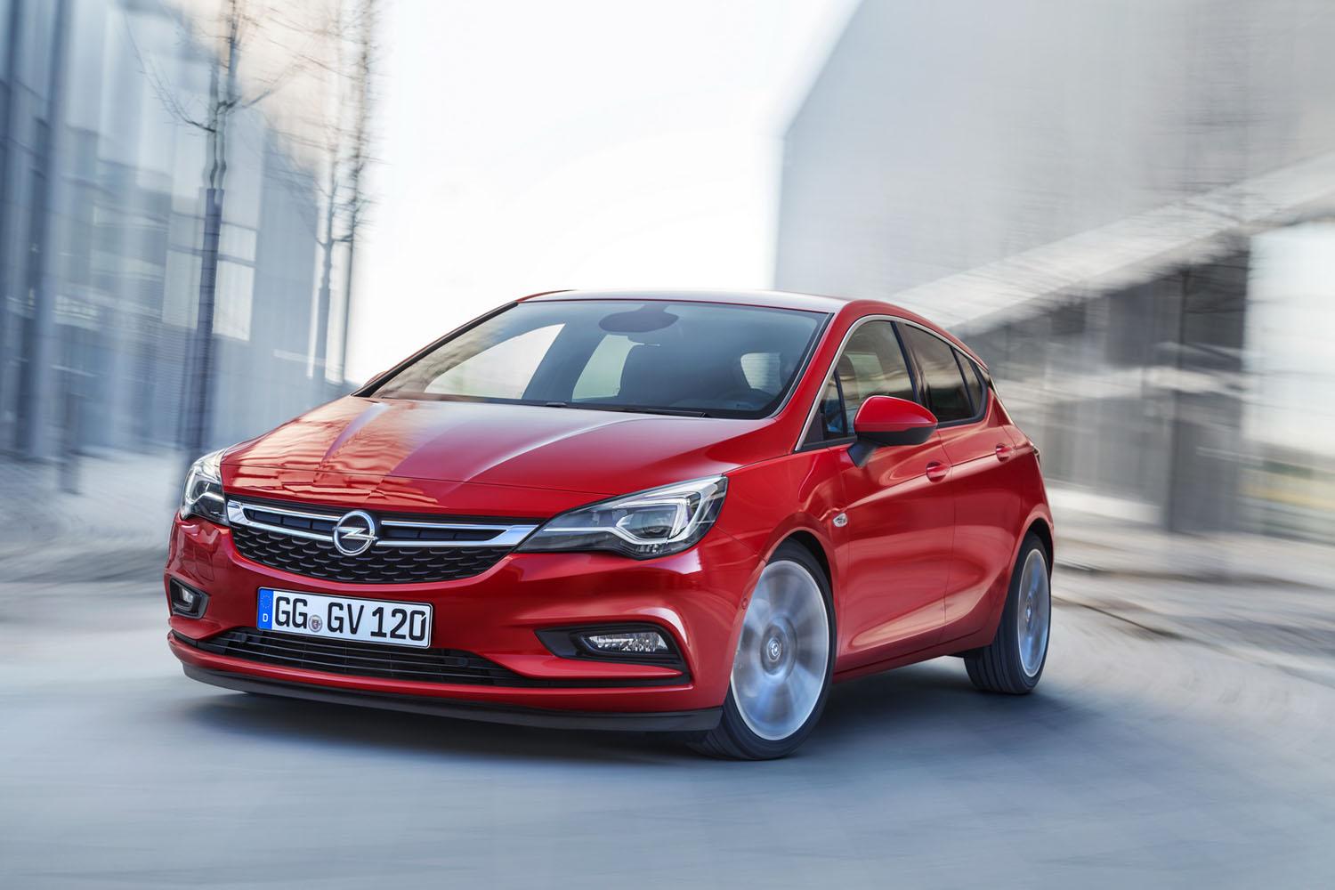 Opel Astra e re. Ne i dimë çmimet në Poloni!