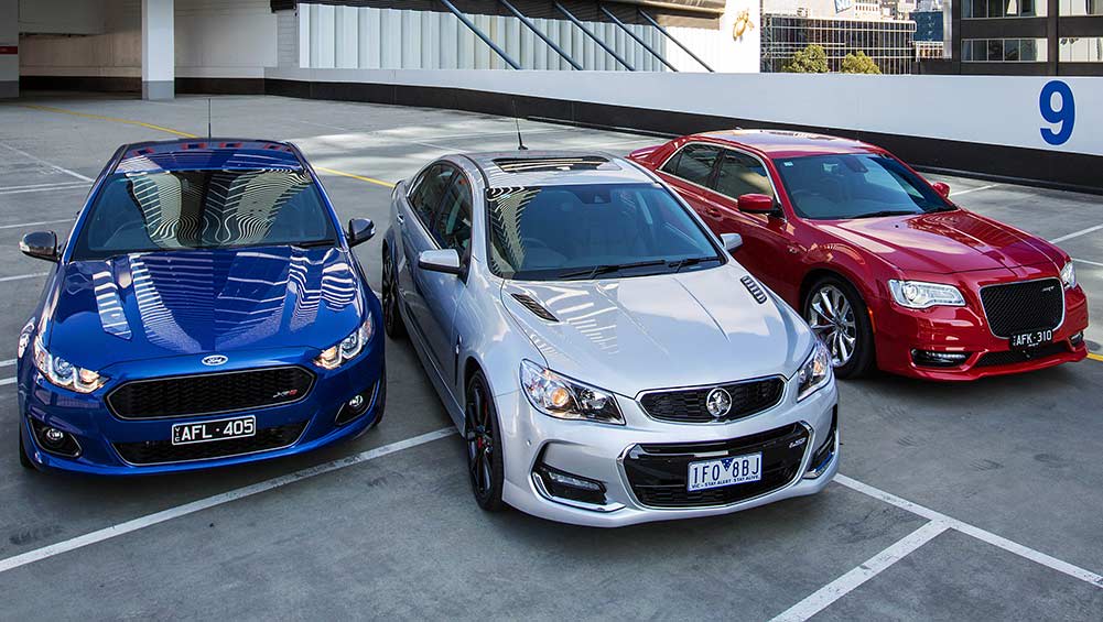Տեսարան Holden Commodore SS-V Redline, Chrysler 300 SRT и Ford Falcon XR8 2015 թ.