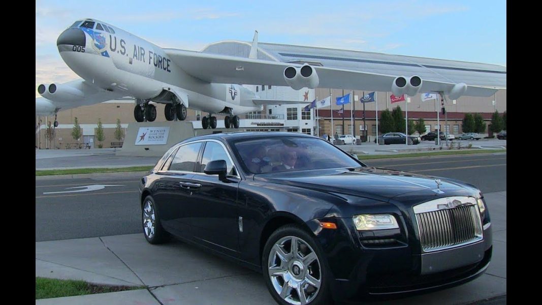 Recenzija Rolls-Royce Ghost 2012
