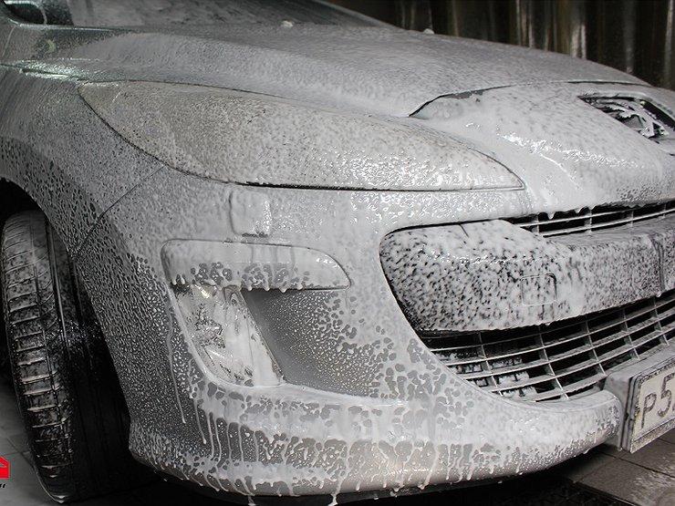 Hvorfor du ikke skal spare på at pudse din brugte bil