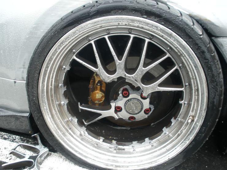 Почему опасно устанавливать на машину литые колесные диски