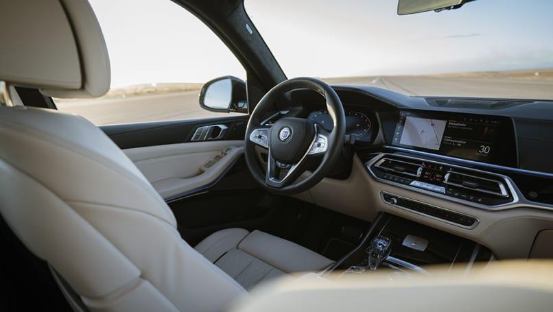 Подробности о новой Alpina XB7 2021: большой внедорожник на базе BMW X7 заменит люксовый Mercedes GLS