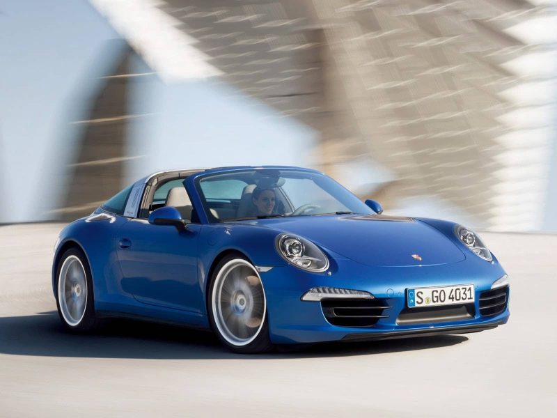 2014 жылы Porsche 911 Targa таныстырылды