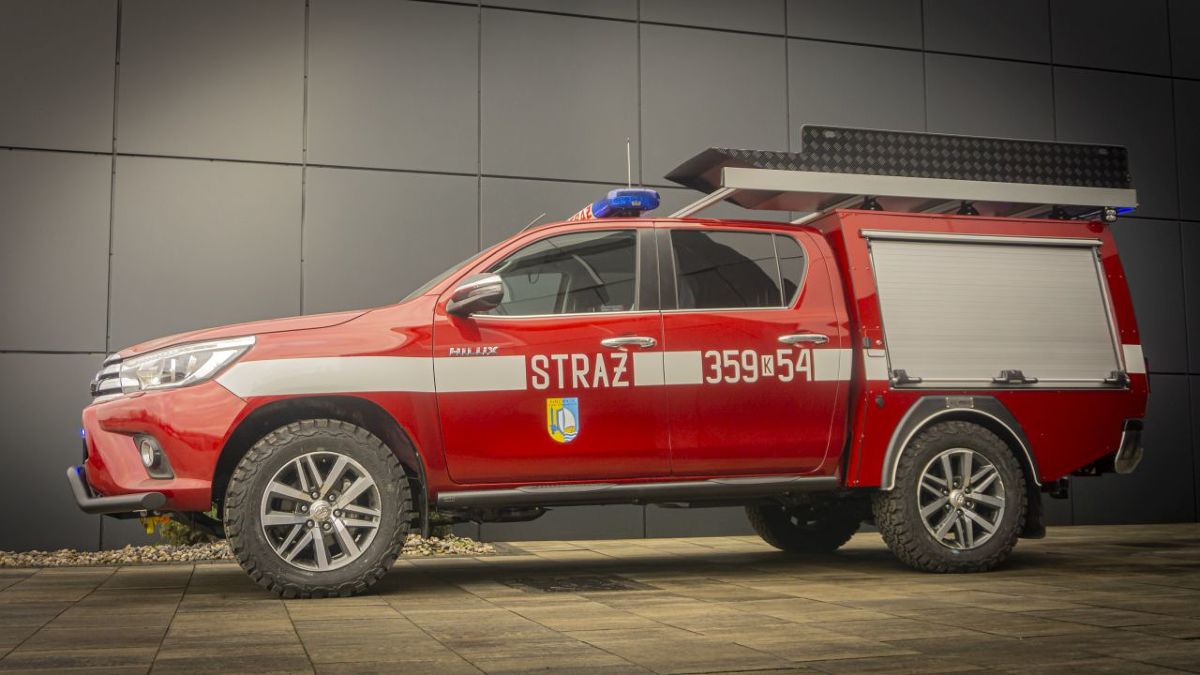 Toyota Hilux в качестве автомобиля добровольной пожарной охраны. Как устроен пикап?