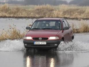 Вода опасна для автомобиля