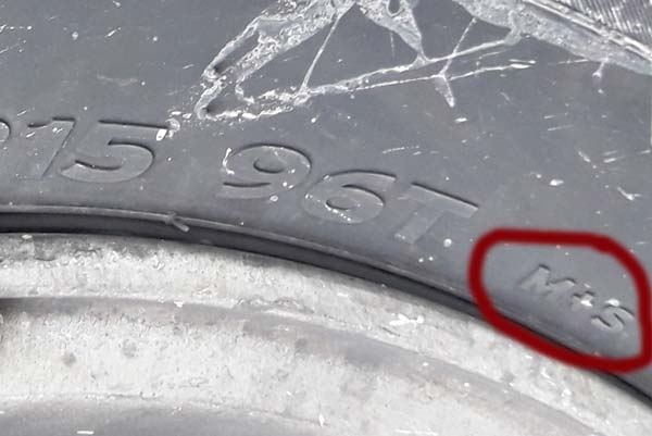 Celoletne pnevmatike izgubijo prednost pred sezonskimi pnevmatikami – ugotovite, zakaj