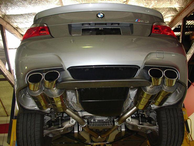 Why does a car need two exhaust pipes AvtoTachki