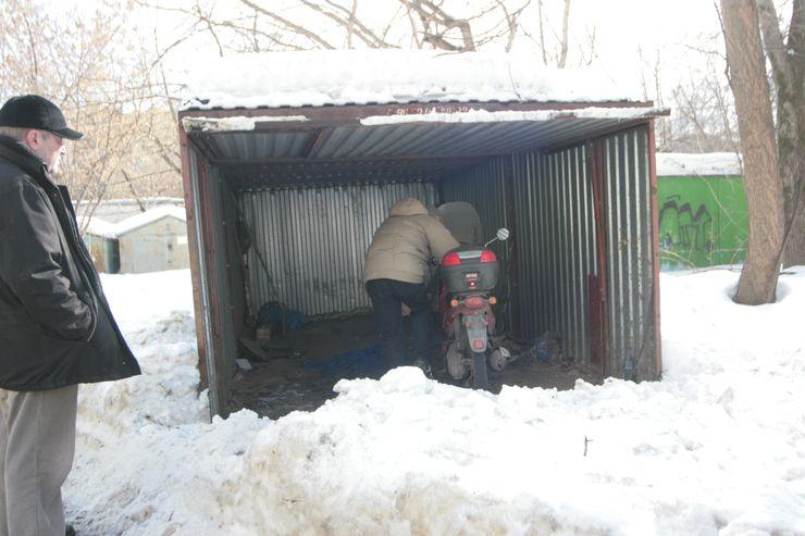 Защищаем себя и «железного коня»: как правильно подготовить гараж к зиме