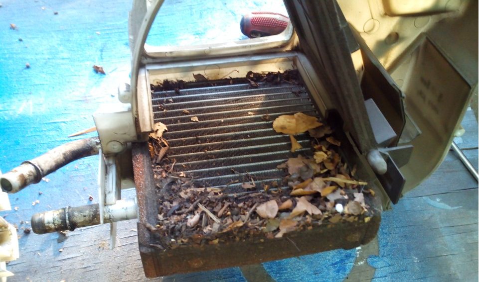 Как и чем промыть радиатор печки, не снимая с машины