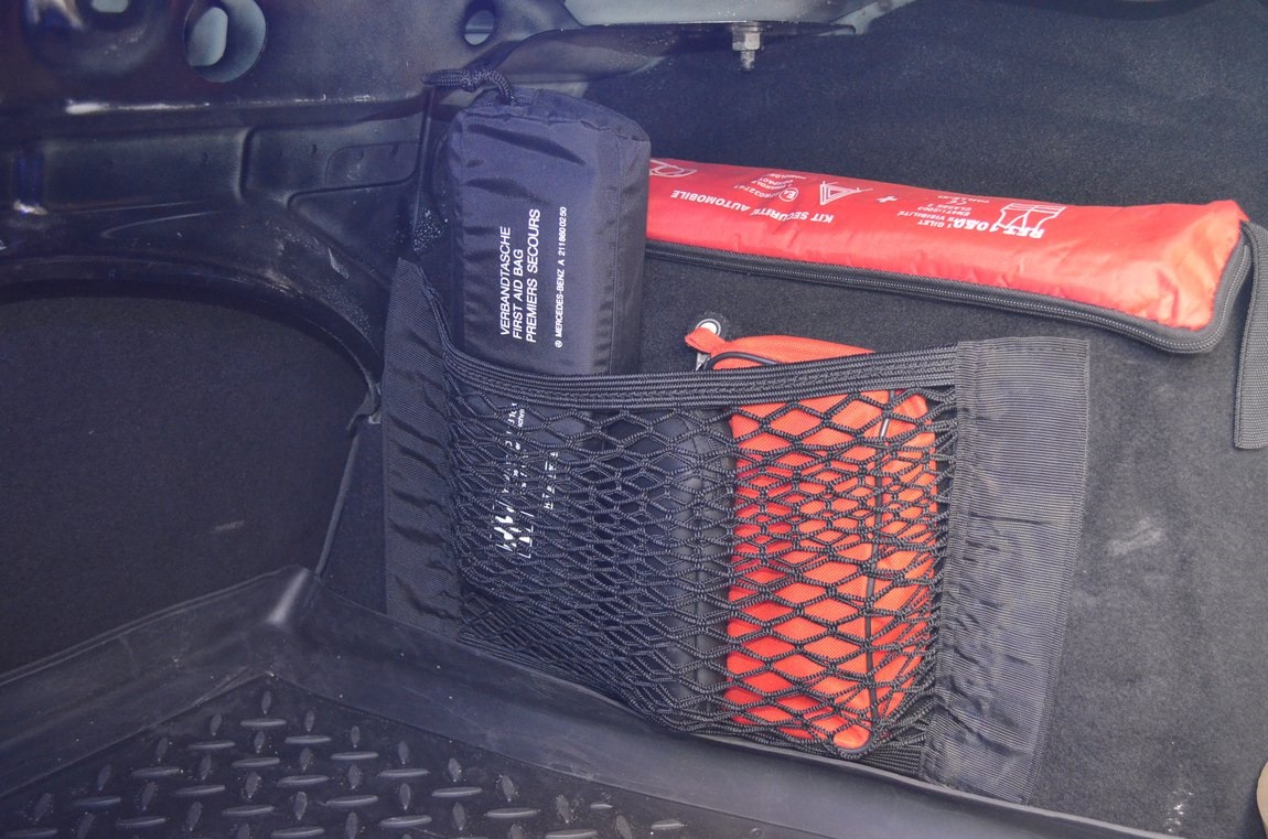 Сетка в багажник машины: что это, какие бывают, чем отличаются, выбор лучшей сетки
