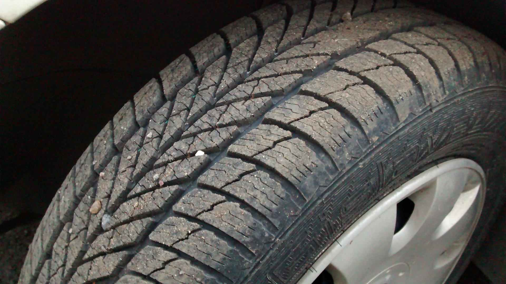 Comparamos los neumáticos de invierno "Gislaved Nord Frost 3", "5" y "Van": ventajas y desventajas de los neumáticos, opiniones de los propietarios