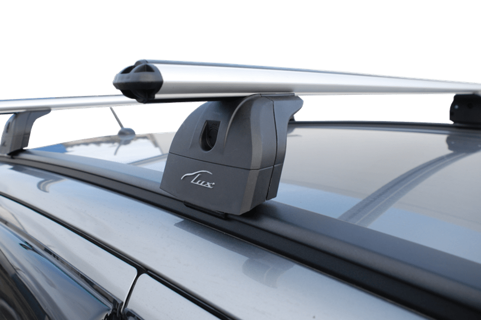 Топ-9 популярных моделей багажников на крышу «Лада»