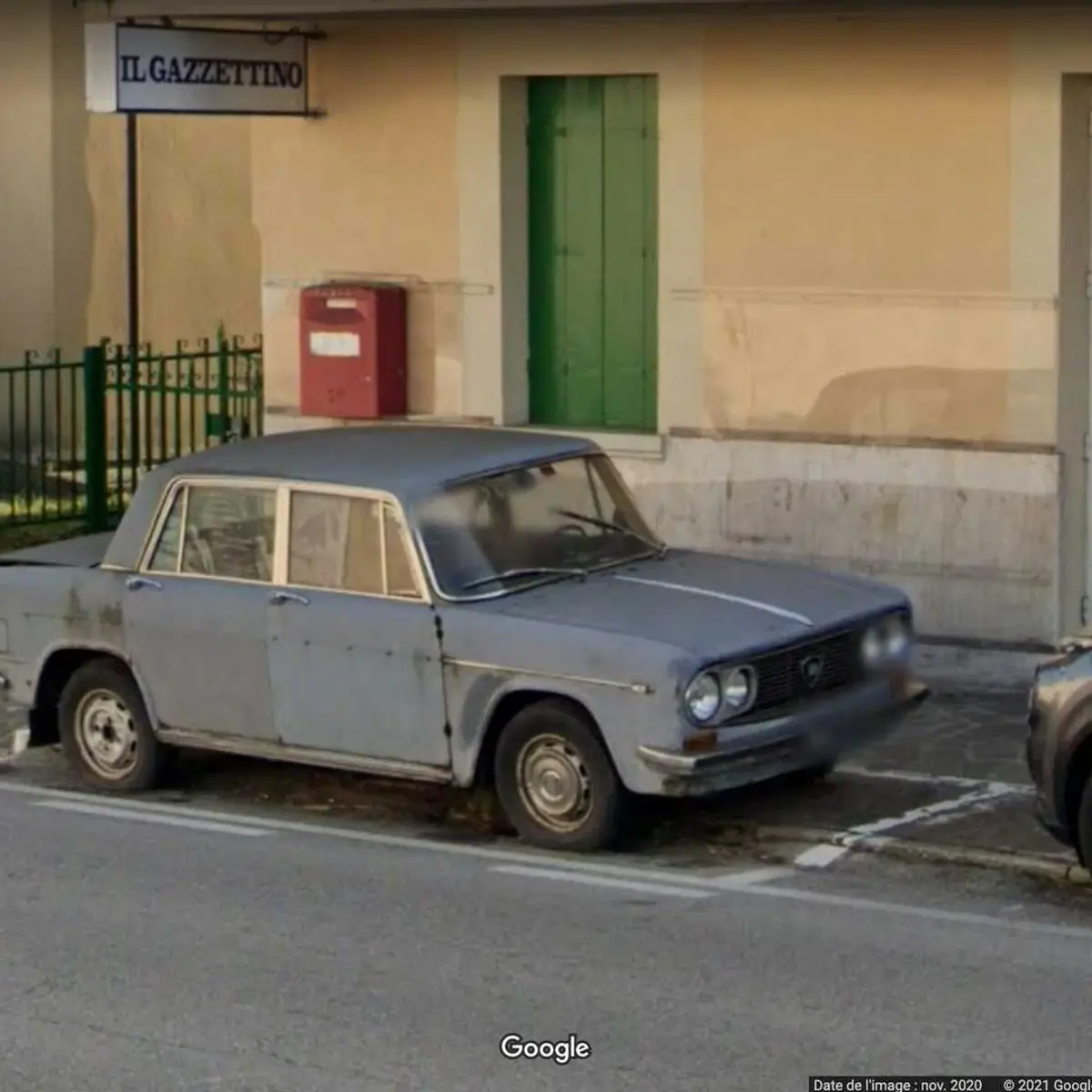 47 years of parking in one place: Lancia Fulvia, which has become a monument in Italy