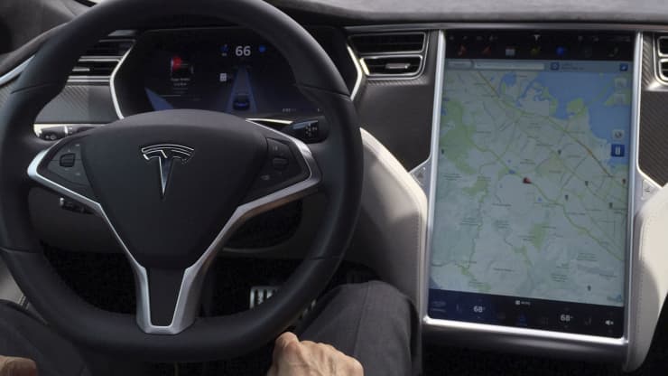 Автопилот Tesla: для его работы будут исключены радарные системы и будет использоваться только система камер.