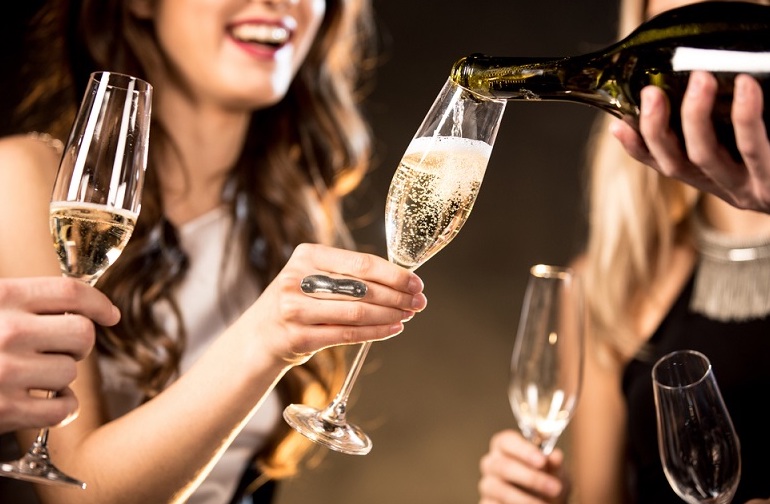 Через какое время выветривается шампанское из организма? Женщины и мужчины
