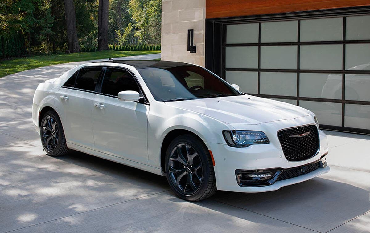 Крайслер 2023. Chrysler 300 2021. Chrysler 300c 2021. Chrysler 300 2023. Chrysler 300s.