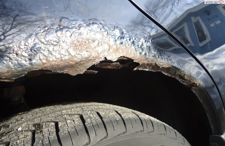 Hogyan kezeljük a rozsdát az autó karosszériáján? Videók és tippek