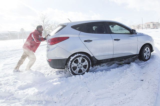 Hur man åker punkterade däck i snön