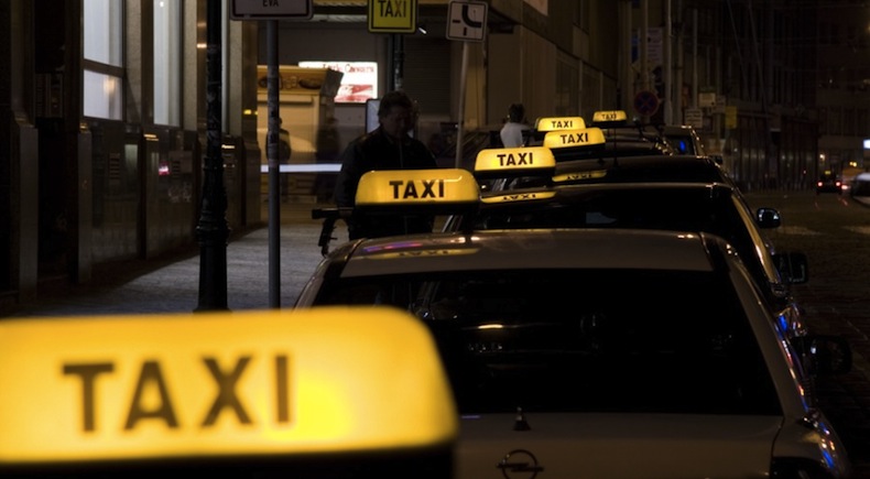Как получить лицензию на такси, где это можно сделать без ИП