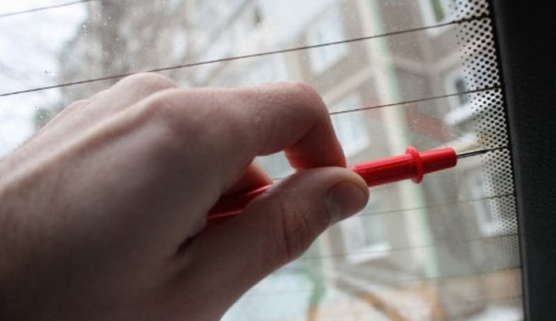 Как восстановить нити обогрева заднего стекла